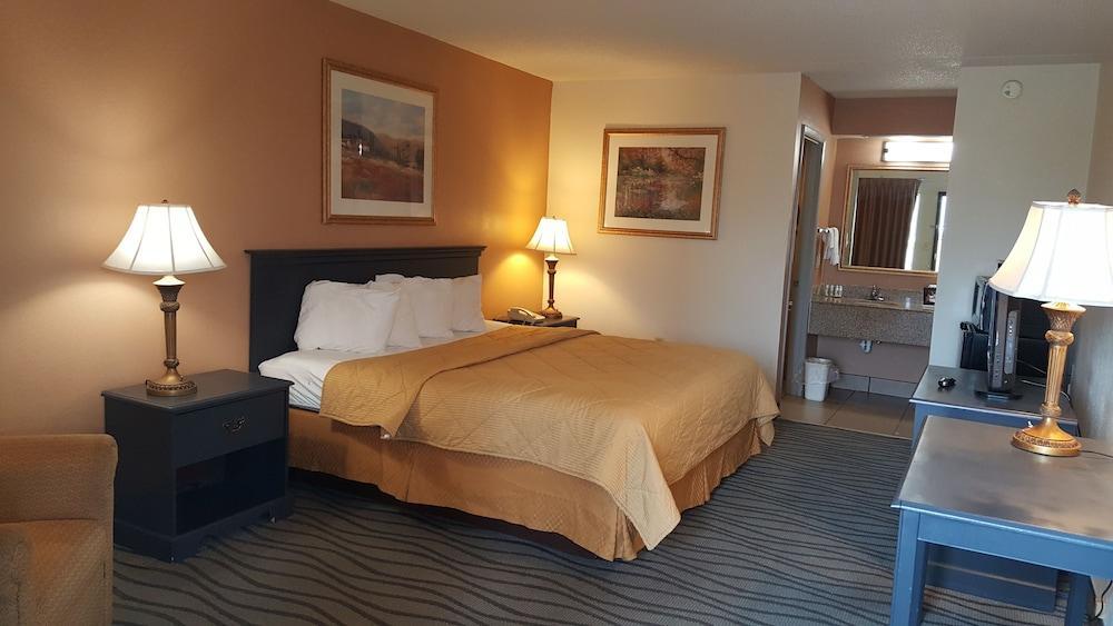 Executive Inn And Suites إنتربرايز المظهر الخارجي الصورة