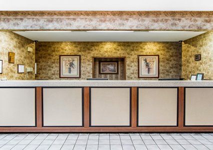 Executive Inn And Suites إنتربرايز المظهر الداخلي الصورة
