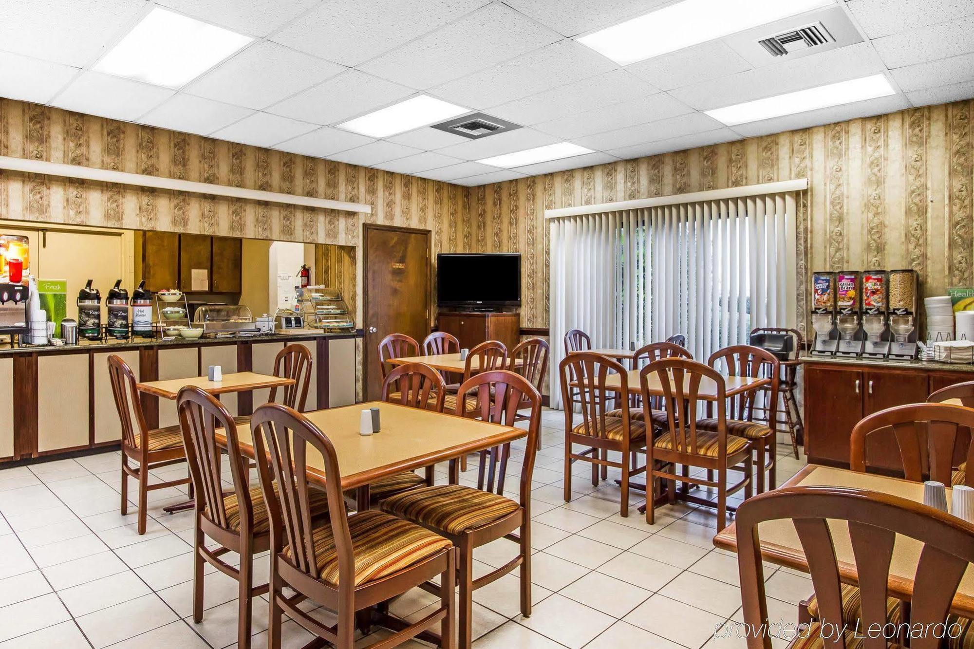 Executive Inn And Suites إنتربرايز المظهر الخارجي الصورة