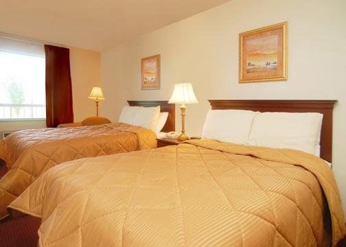 Executive Inn And Suites إنتربرايز المظهر الخارجي الصورة
